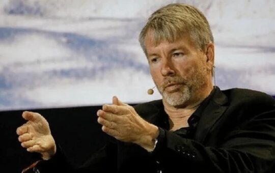 Bitcoin Energy Concerns Are Lobbyist Propaganda, Says Michael Saylor