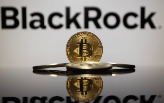 Treasury Pick Holds Up to $500K in Blackrock Bitcoin ETF, Vows to Divest Over Conflicts