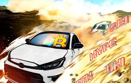 Altseason Starts As Bitcoin Soars Above $118K