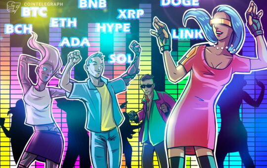 Bitcoin, Altcoins Gain Strength But Bears Still Dominate Range Highs