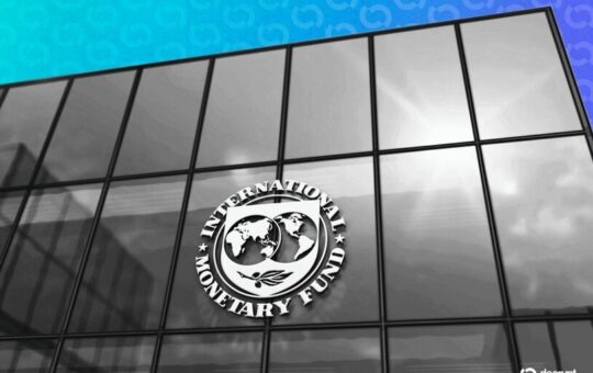 Stablecoin Adoption Could Stifle Central Bank Control, IMF Warns